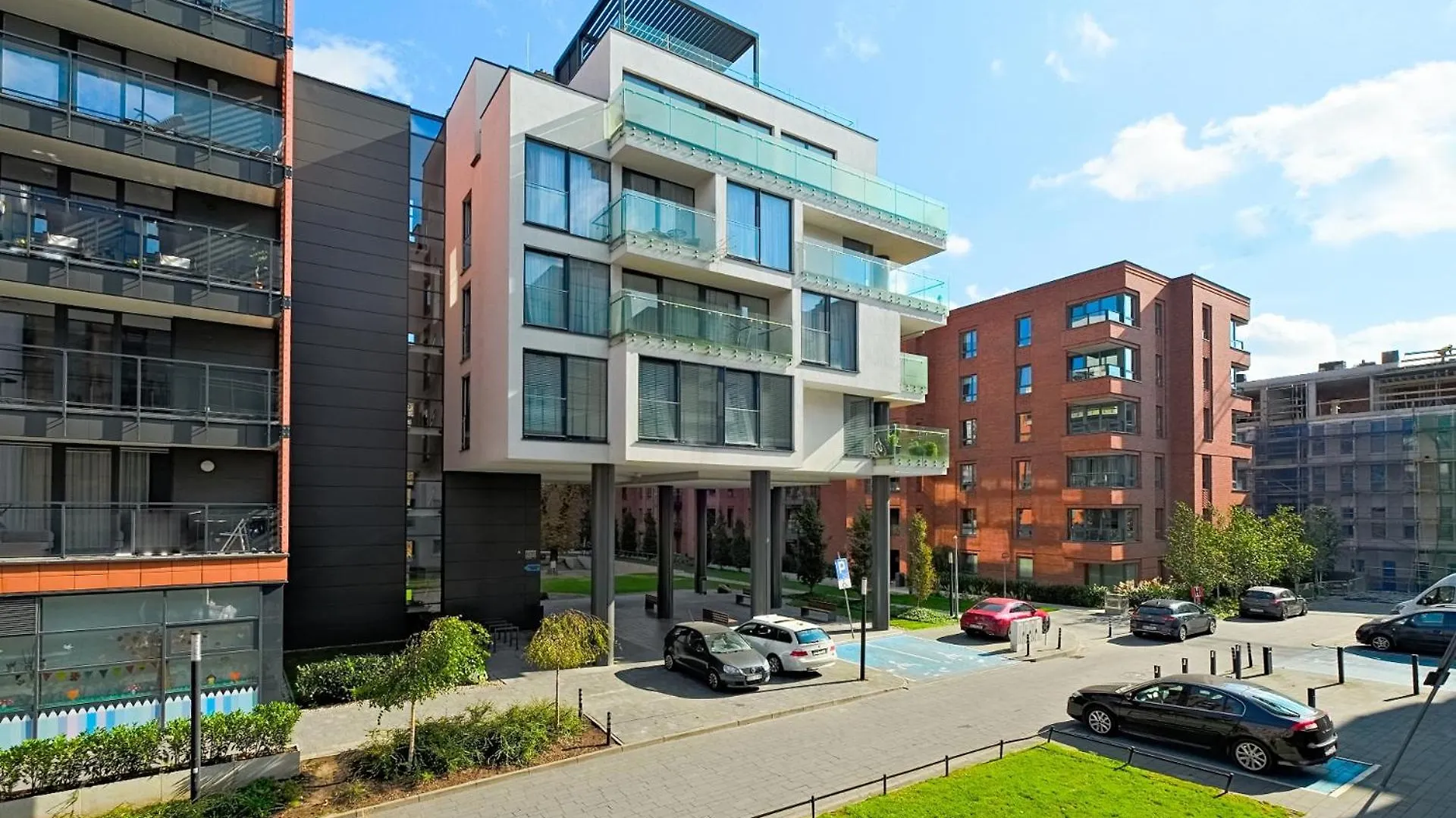Urbannest Lakowa Apartment Gdansk