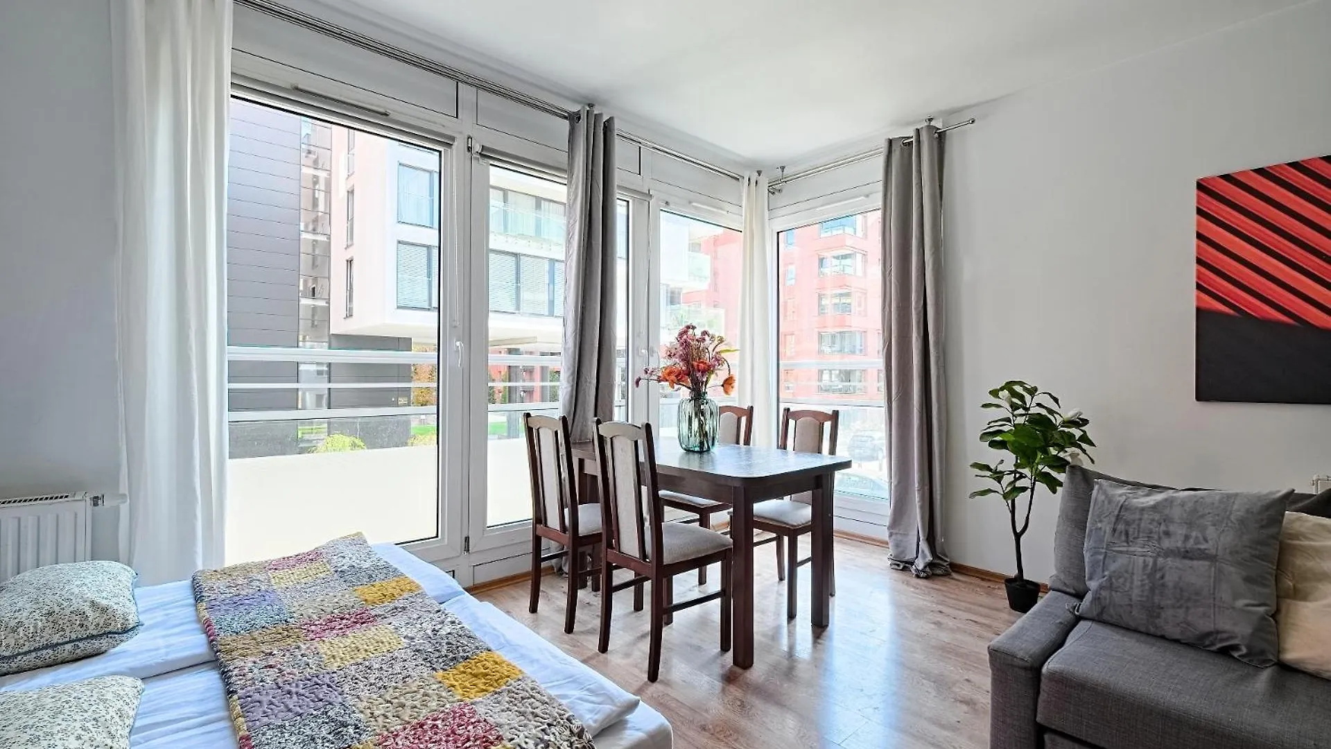 Urbannest Lakowa location